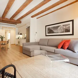 https://whotells-raval.catalonia-hotels.com